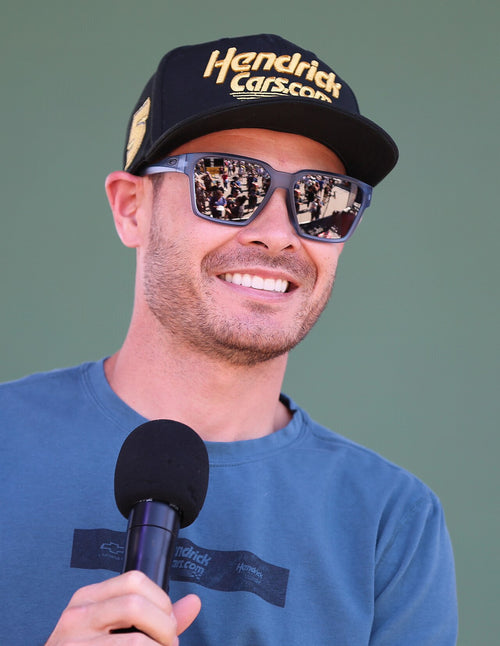 Talladega Race Recap: Kyle Larson's Last-Lap Steal in the YellaWood 500