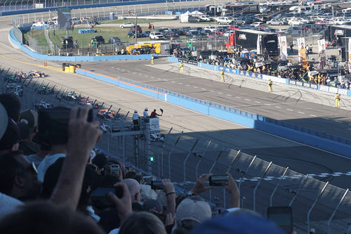 Milwaukee Mile Fan Guide: Cooler Policy, Bag Policy and What to Bring (2026)