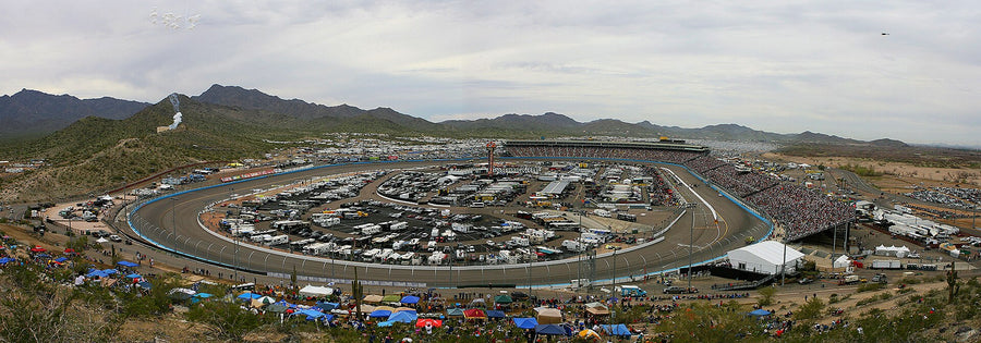 Phoenix Raceway Fan Guide: Cooler Policy, Bag Rules and What to Bring (2026)